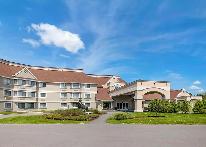 Black Bear Inn, An Ascend Collection Hotel