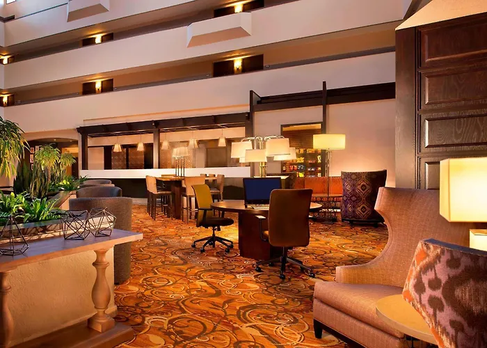 Sheraton Minneapolis West Hotel Minnetonka