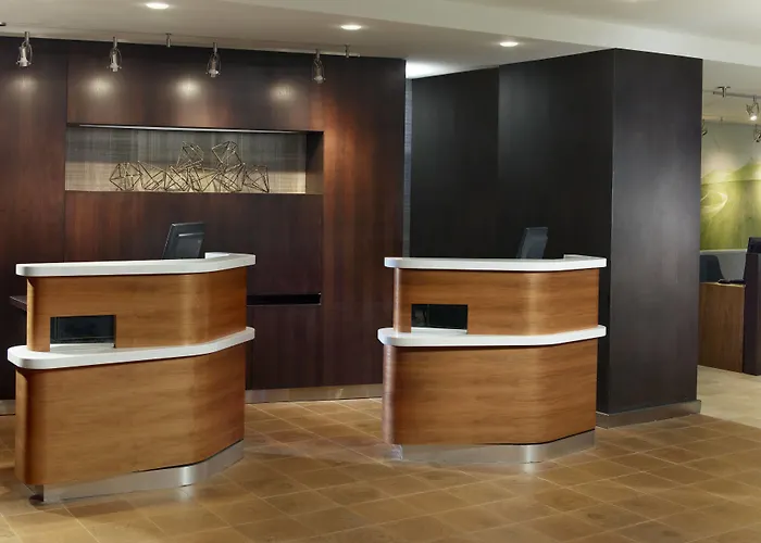 Courtyard By Marriott Perimeter Center Hotel Sandy Springs