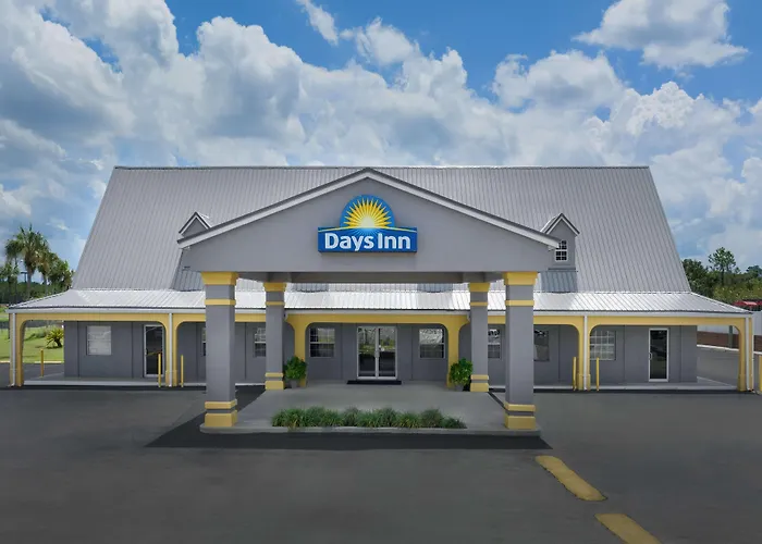 Days Inn By Wyndham Lake City I-75