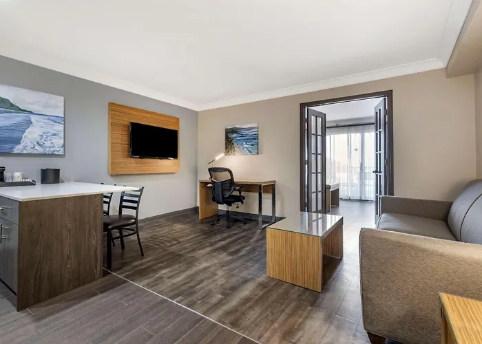 The Encinitan Hotel & Suites