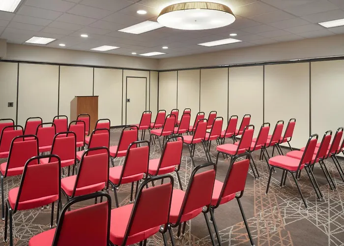 Ramada By Wyndham Beaver Falls