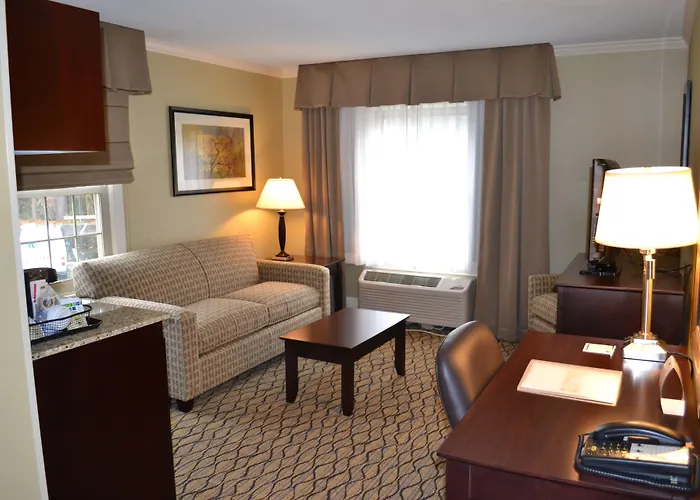 Holiday Inn Express And Suites Merrimack - Nashua By Ihg