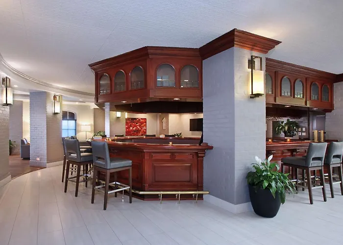 Embassy Suites By Hilton North