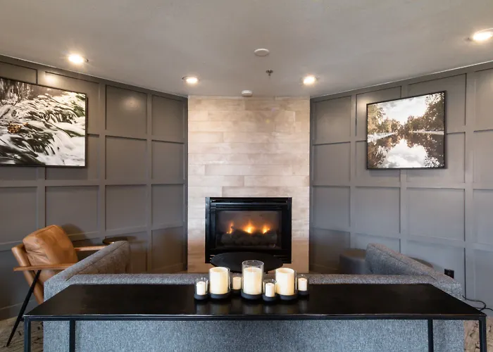 Oxford Suites