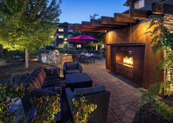 Pullman Dog Friendly Hotels