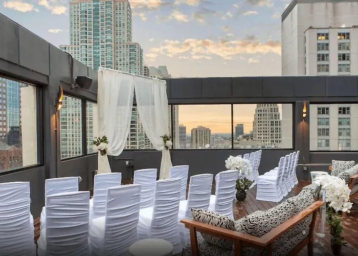 The Chicago Hotel Collection Magnificent Mile