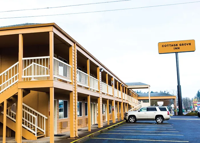 Cottage Grove Inn