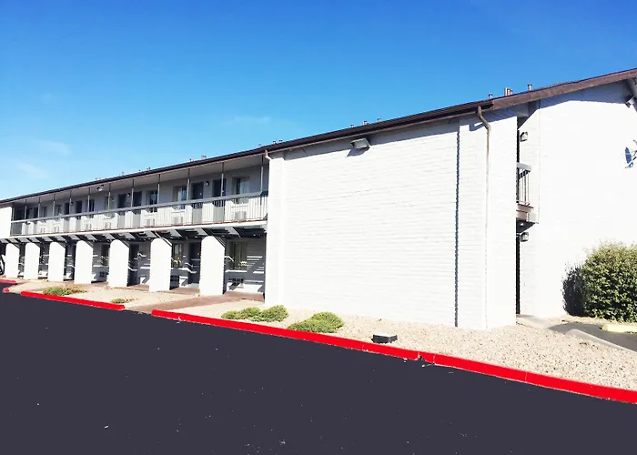 Days Inn By Wyndham Albuquerque Northeast