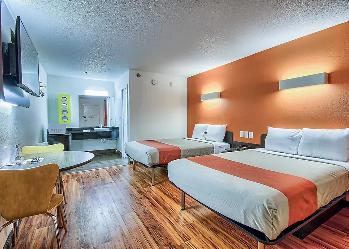 Motel 6-Columbus, Oh - West