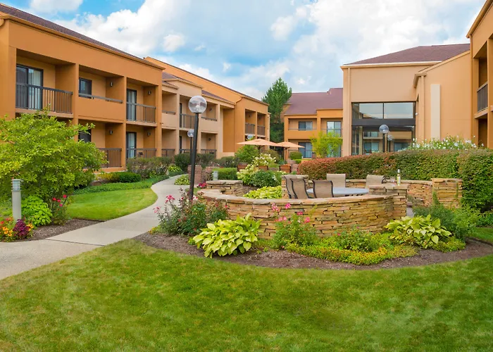 Courtyard Chicago Deerfield