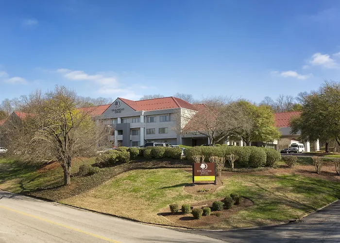 Doubletree Suites By Hilton Airport