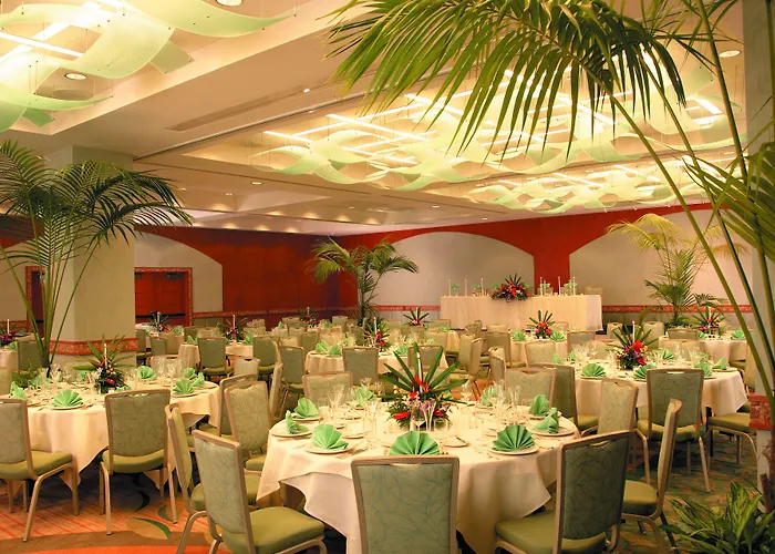 Hilton Waikiki Beach Hotel