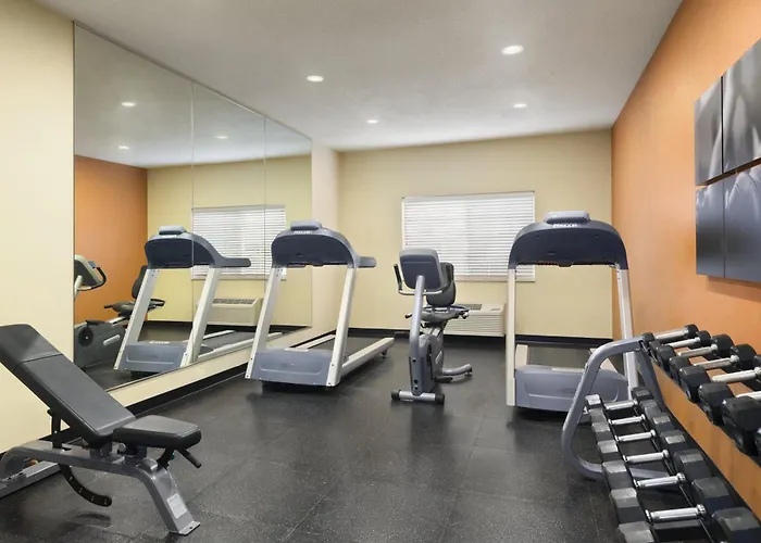 Country Inn & Suites By Radisson, Owatonna, Mn