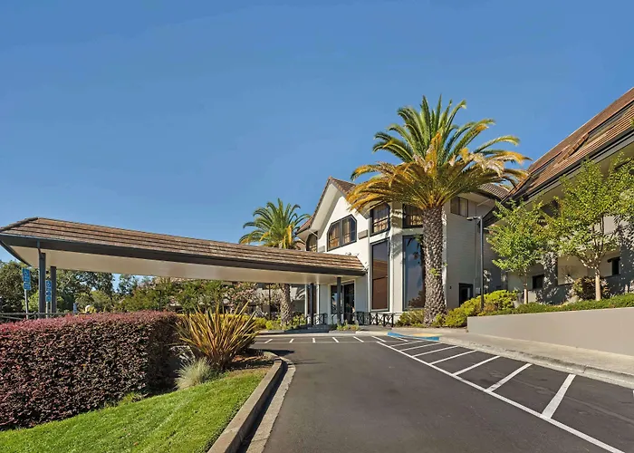 Best Western Plus Novato Oaks Inn
