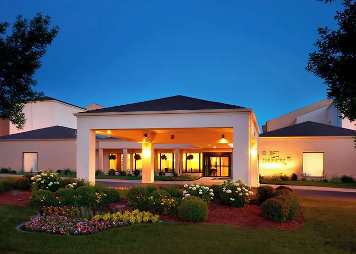 Courtyard By Marriott Minneapolis-St. Paul Airport