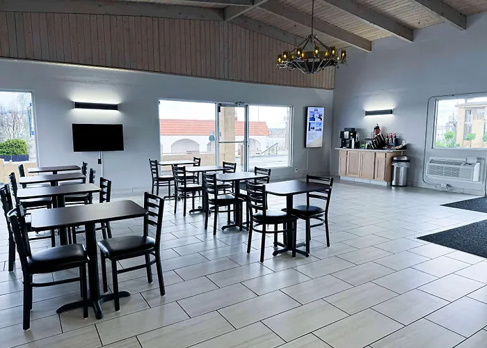 Days Inn & Suites By Wyndham Santa Rosa, Nm