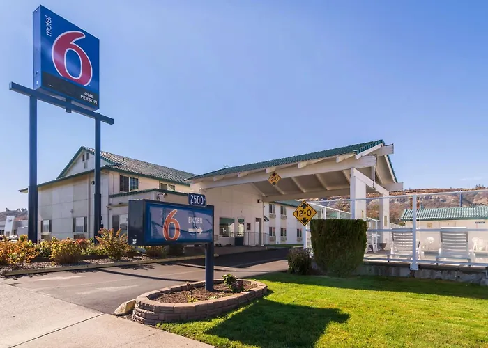 Motel 6-The Dalles, Or