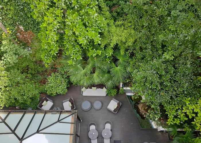Garden-Elysée