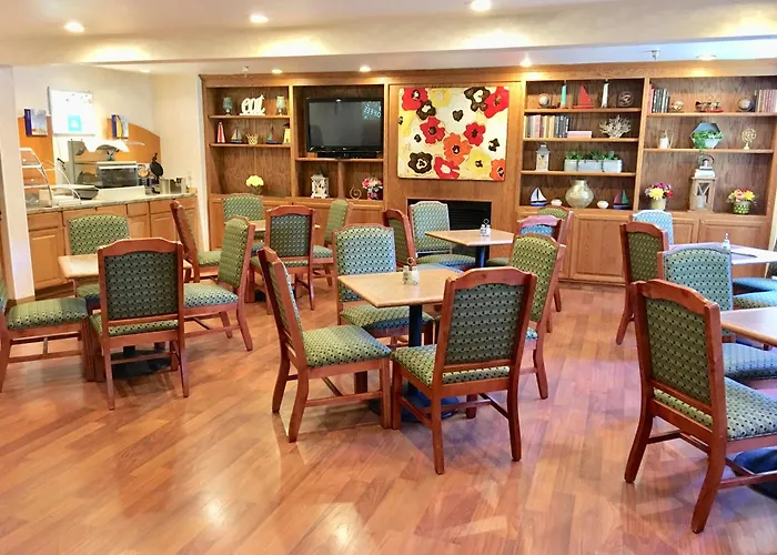 Guesthouse Inn & Suites Poulsbo