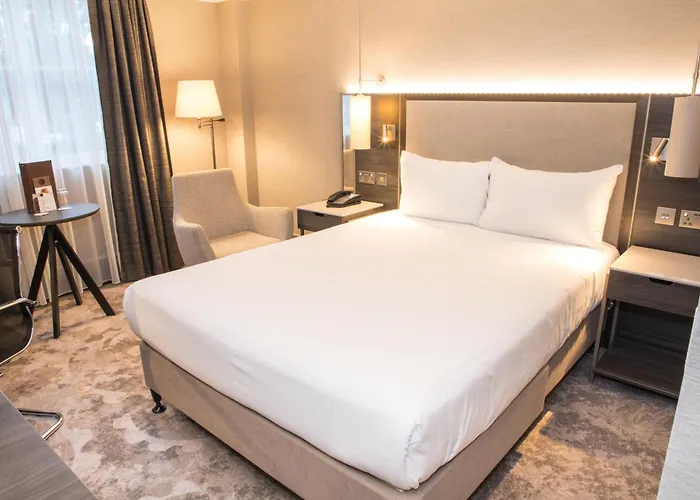 Best Western Plus Moat House Reading
