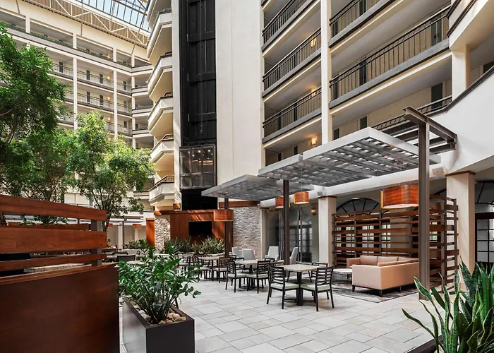 Embassy Suites By Hilton Nashville Airport