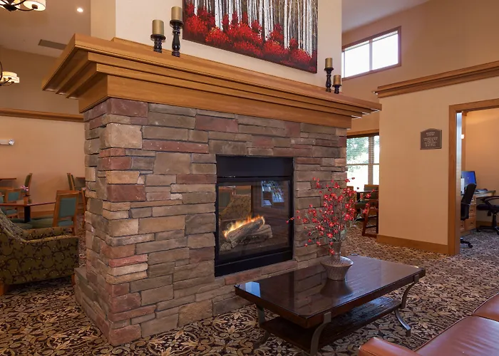 White River Inn & Suites