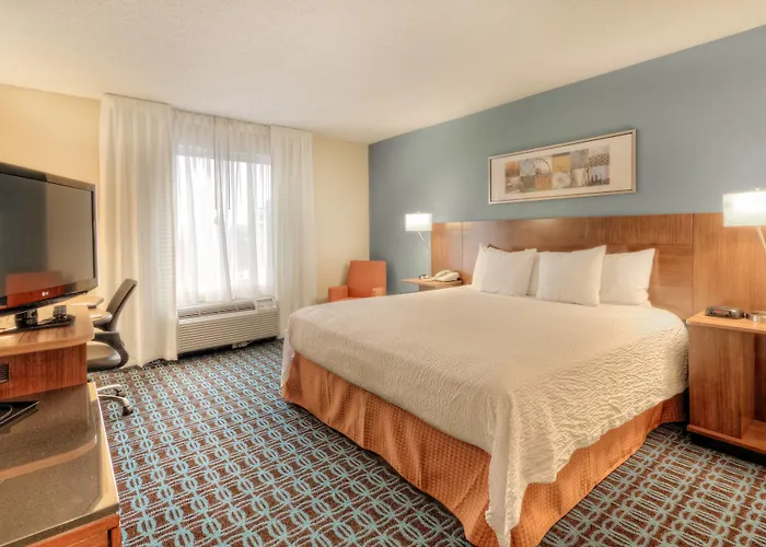 Fairfield Inn & Suites Raleigh Crabtree Valley