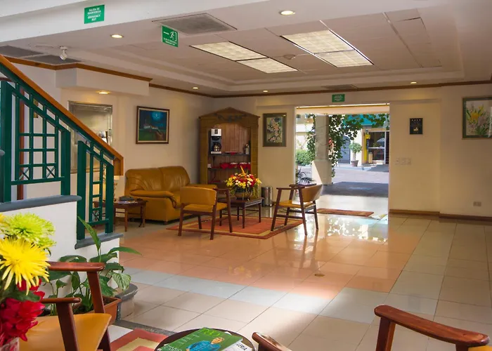 Apartotel&Suites Villas del Rio