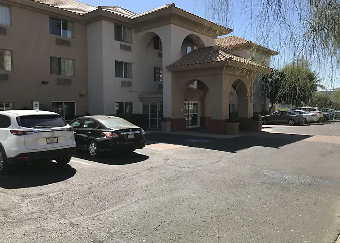 Holiday Inn Express & Suites Phoenix - Mesa West By Ihg