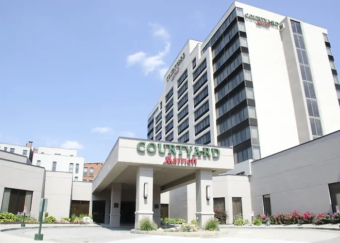 Courtyard Waterbury Downtown