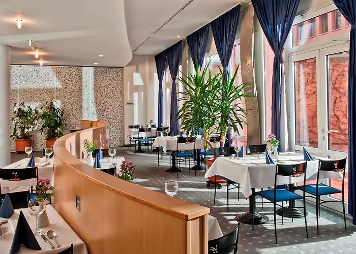 Tryp By Wyndham Halle Halle 