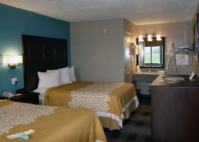 Days Inn & Suites By Wyndham On I-44