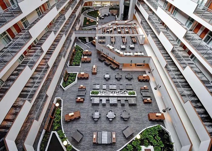 Embassy Suites By Hilton Downtown Old Market