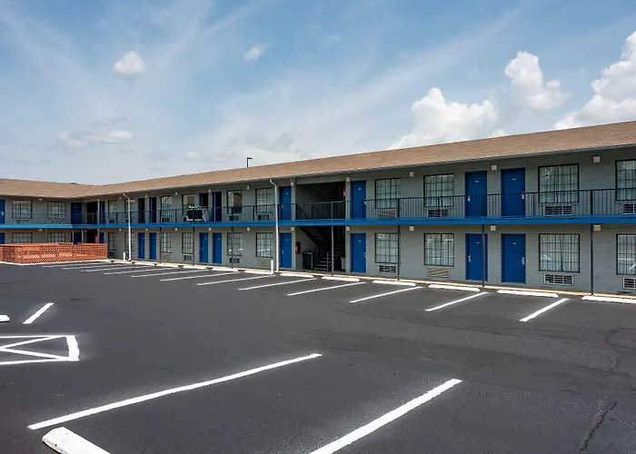 Americas Best Value Inn & Suites