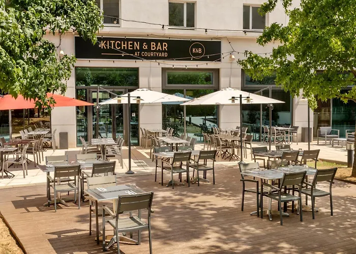 Courtyard By Marriott Paris Saint Denis