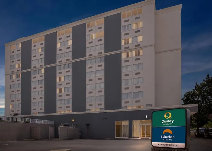 Quality Inn & Suites Charleston - Civic Center
