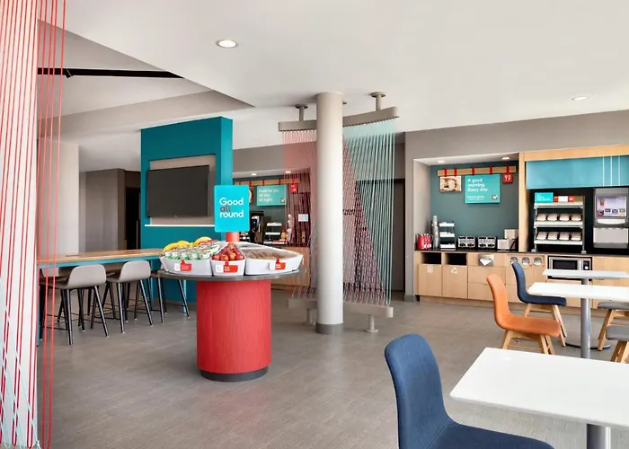 Avid Hotel - Staunton By Ihg