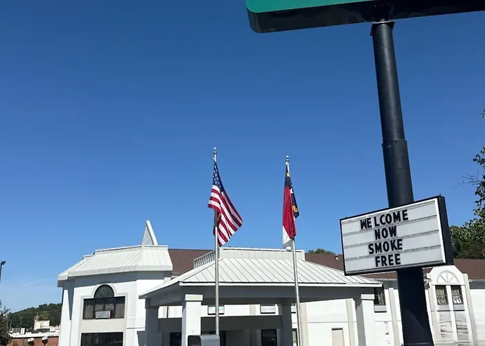 Quality Inn & Suites Thomasville-High Point