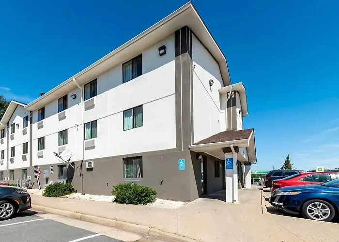 Super 8 By Wyndham Dumfries/Quantico