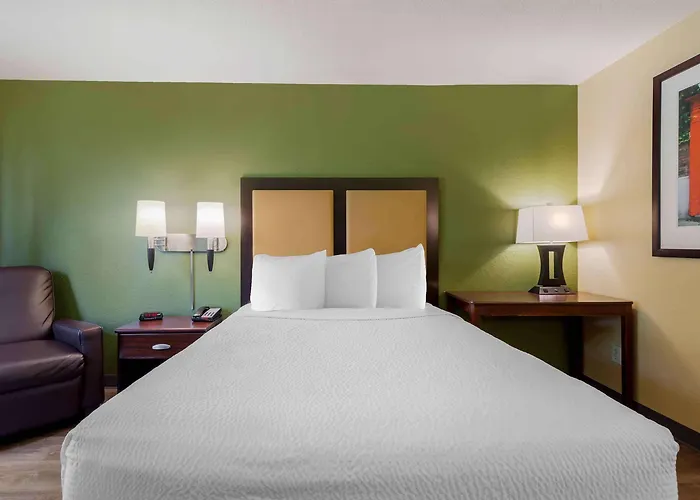 Extended Stay America Select Suites - Detroit - Novi - Haggerty Road Northville