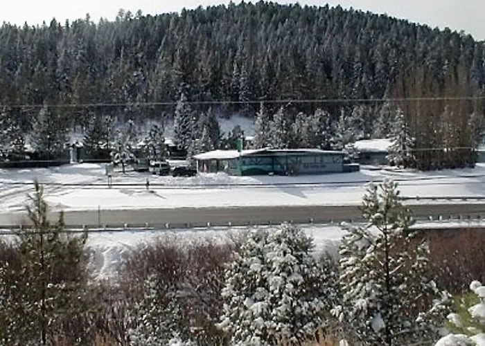 High Country Lodge