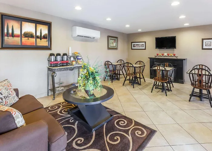 Days Inn By Wyndham Central City