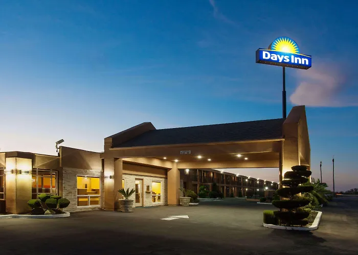 Days Inn By Wyndham Gateway To Yosemite