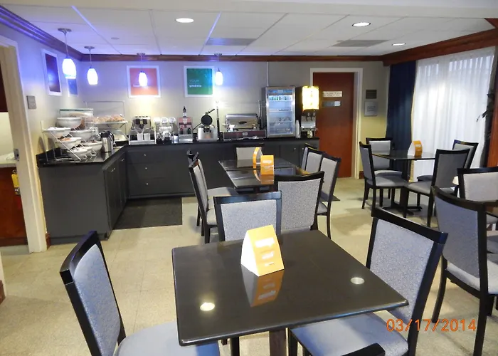 Comfort Suites Cumming-Atlanta Near Northside Hospital Forsyth