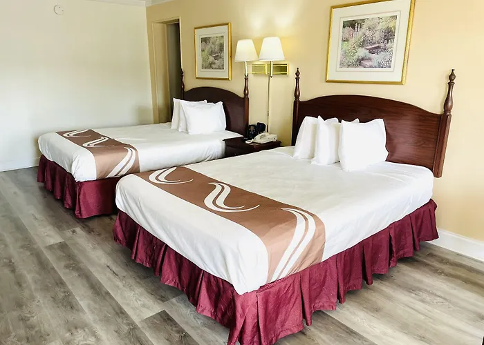 Perry Dog Friendly Hotels