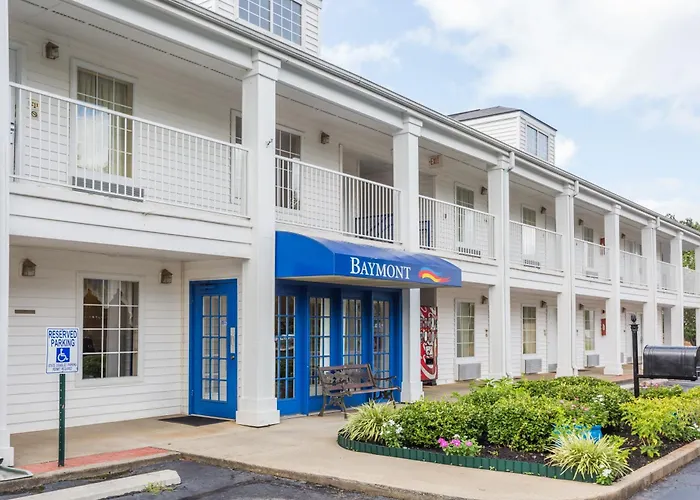 Baymont By Wyndham Greenwood