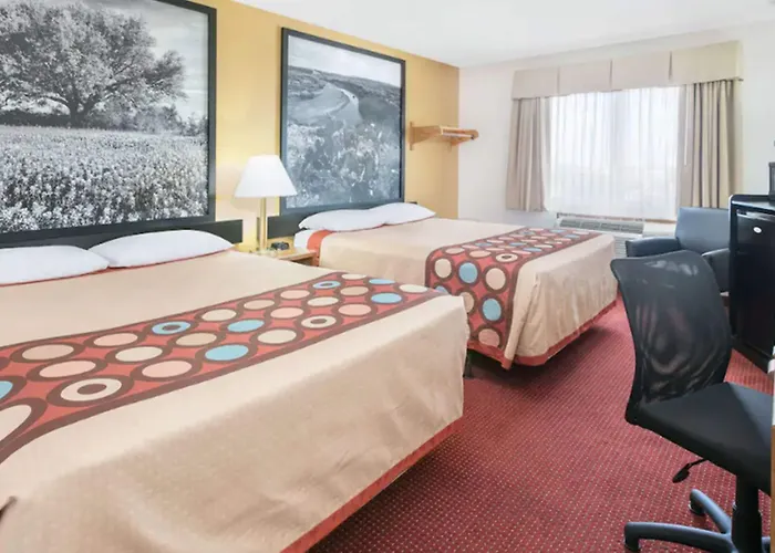 Super 8 By Wyndham Grapevine/Dfw Airport Northwest Hotel