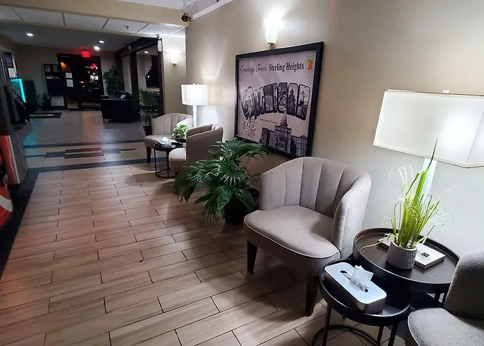 Super 8 By Wyndham Sterling Heights/Detroit Area