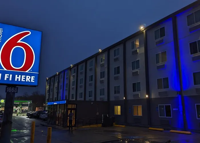 Motel 6-Framingham, Ma - Boston West